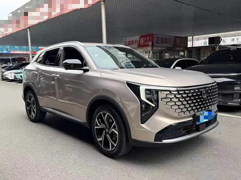 Changan CS55PLUS — фото 3