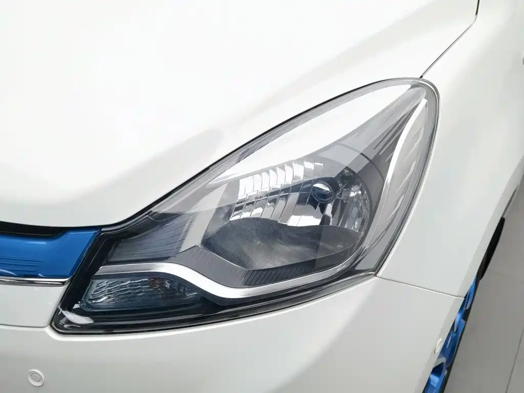 Changan EV — фото 7