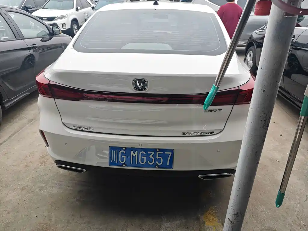 Changan Eado — фото 15