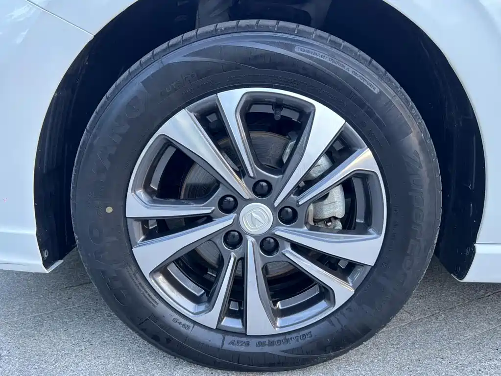 Changan Eado — фото 15