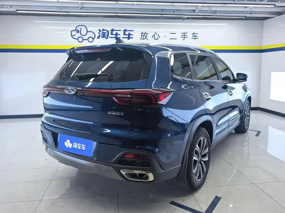 Chery Tiggo 8 — фото 3
