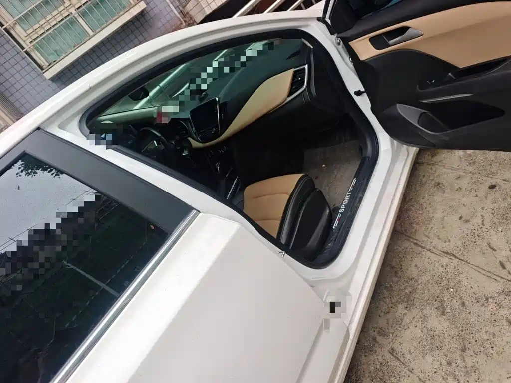 Chevrolet Monza — фото 19