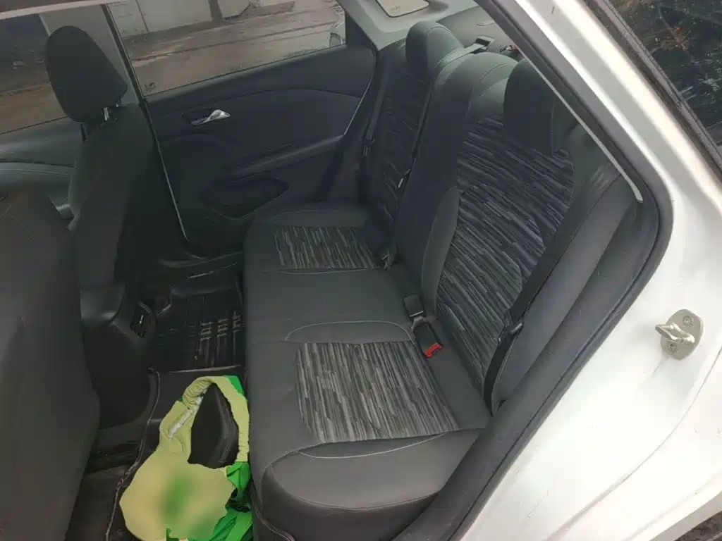 Chevrolet Monza — фото 17