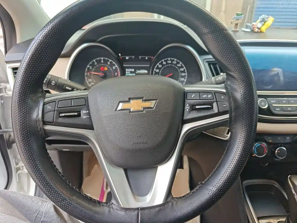 Chevrolet Monza — фото 11