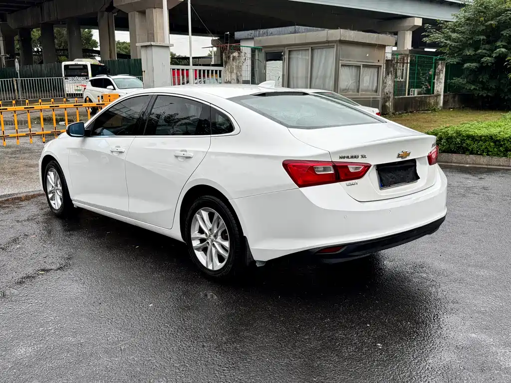 Chevrolet Malibu XL — фото 14