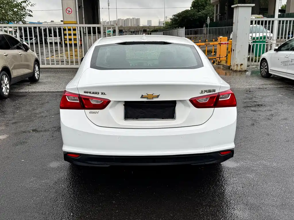 Chevrolet Malibu XL — фото 15