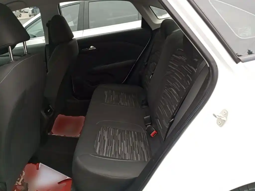 Chevrolet Monza — фото 17