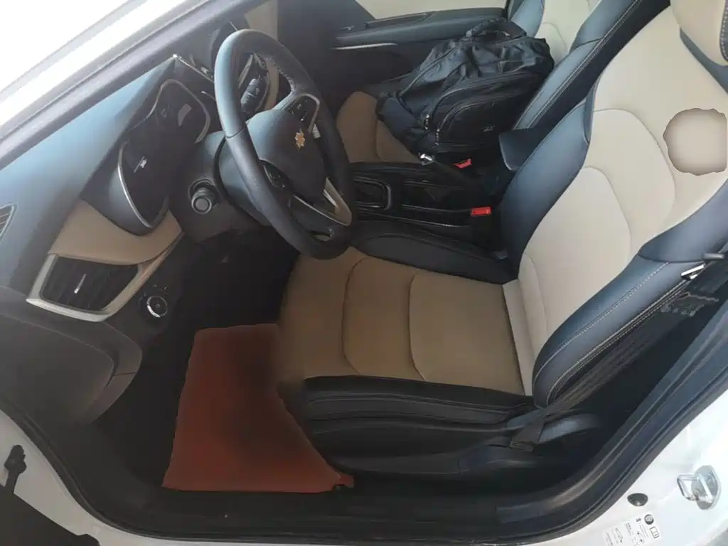 Chevrolet Monza — фото 15