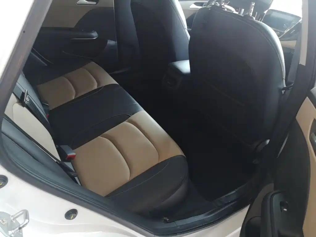 Chevrolet Monza — фото 17