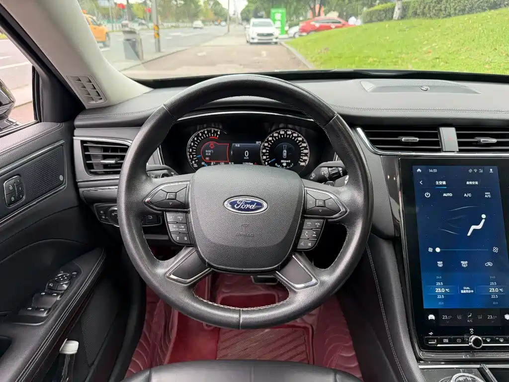 Ford Taurus — фото 14