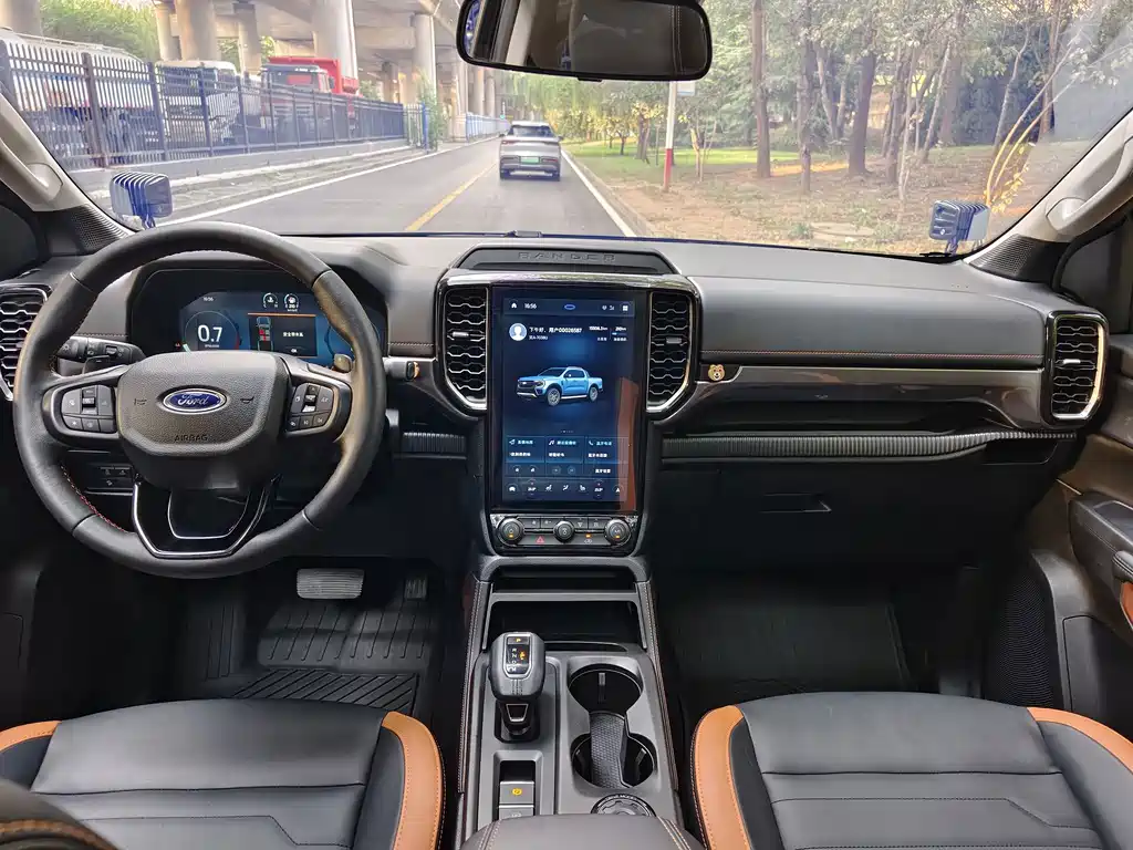 Ford Ranger — фото 11