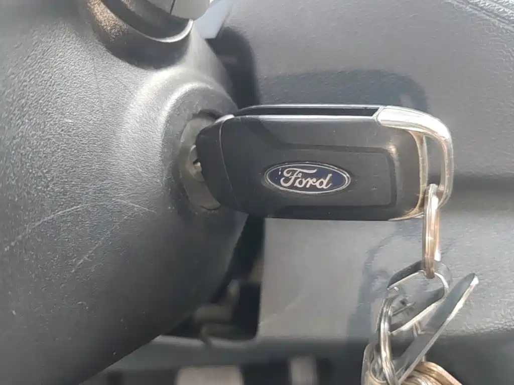 Ford Escort — фото 9