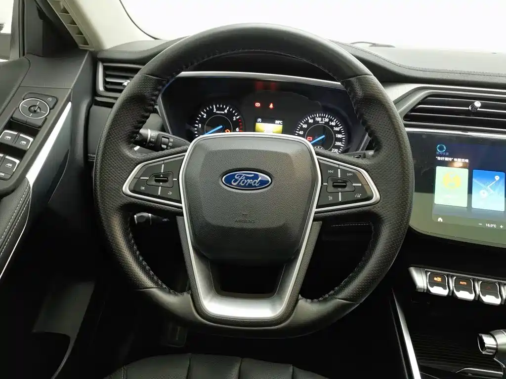 Ford Territory — фото 11
