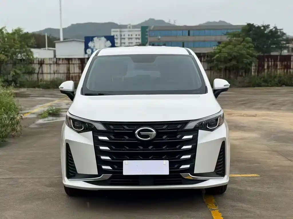 GAC Motor Trumpchi M6 — фото 2