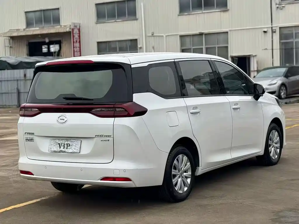 GAC Motor Trumpchi M6 — фото 9