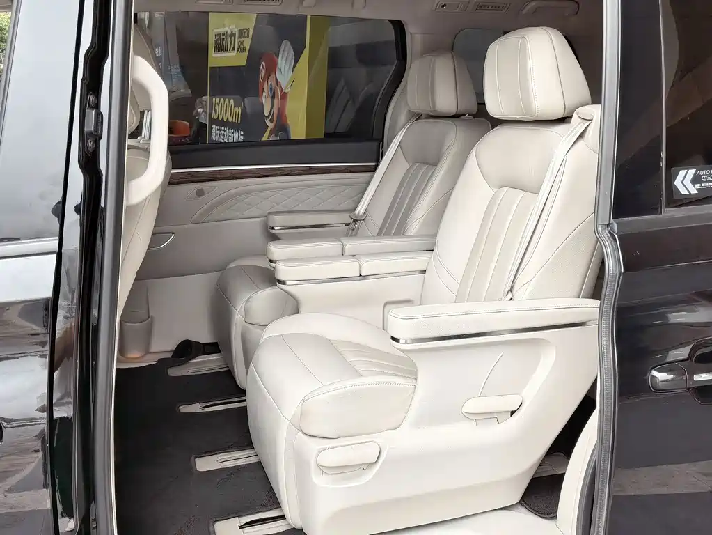 GAC Motor Trumpchi M8 — фото 6