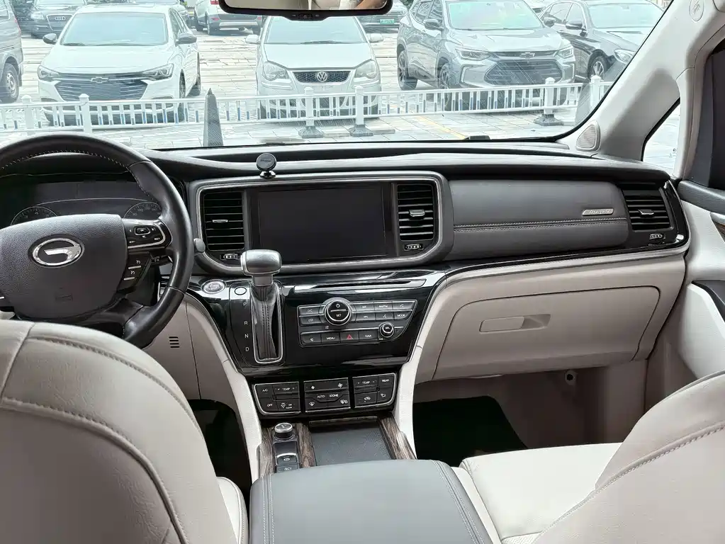 GAC Motor Trumpchi M8 — фото 7
