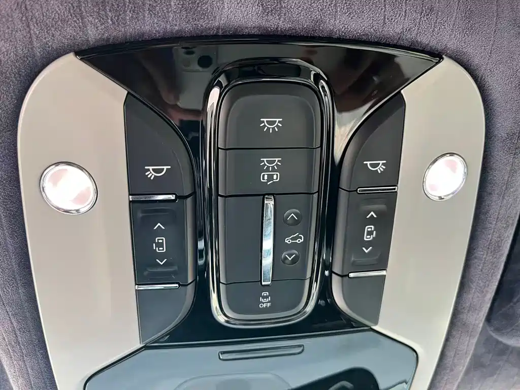 GAC Motor Trumpchi M8 — фото 13