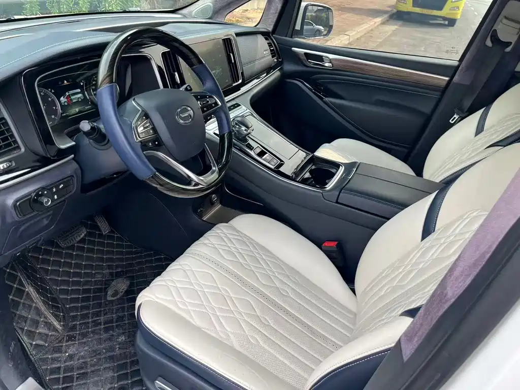 GAC Motor Trumpchi M8 — фото 14