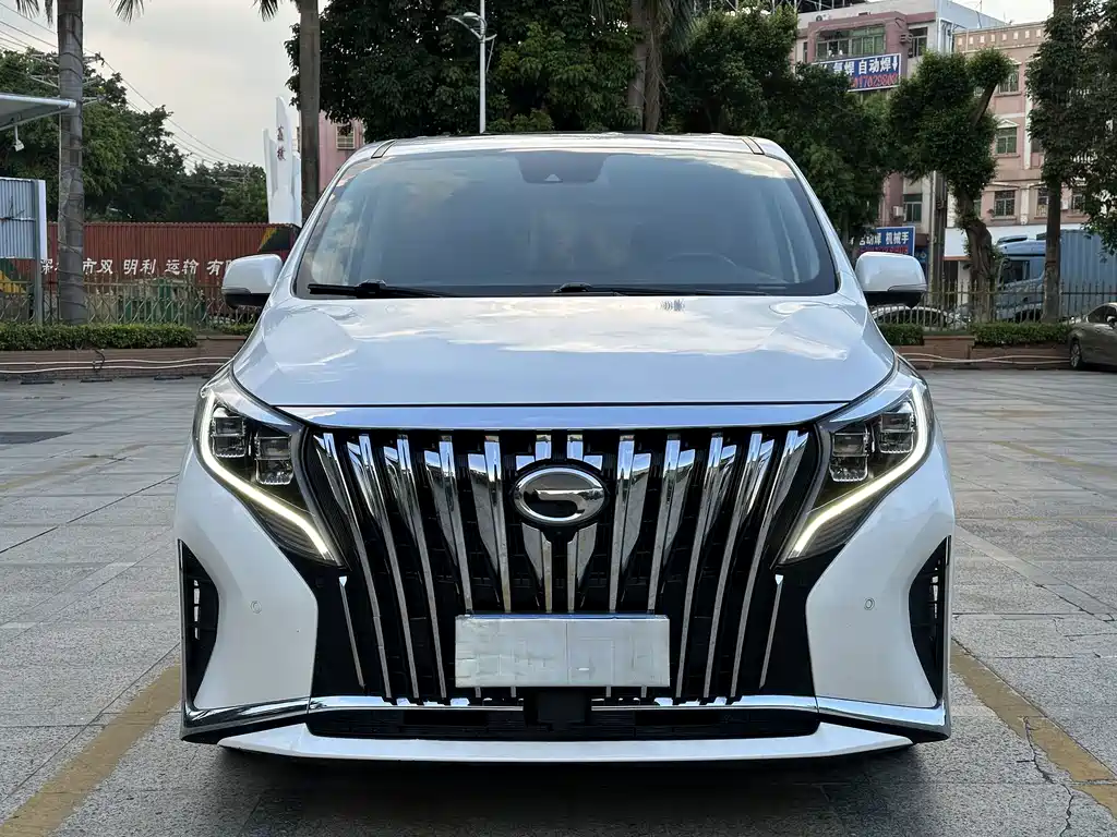 GAC Motor Trumpchi M8 — фото 2