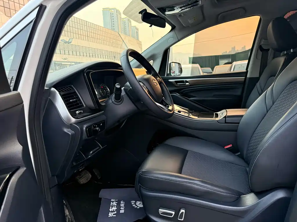 GAC Motor Trumpchi M8 — фото 4