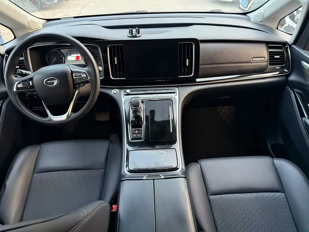 GAC Motor Trumpchi M8 — фото 6