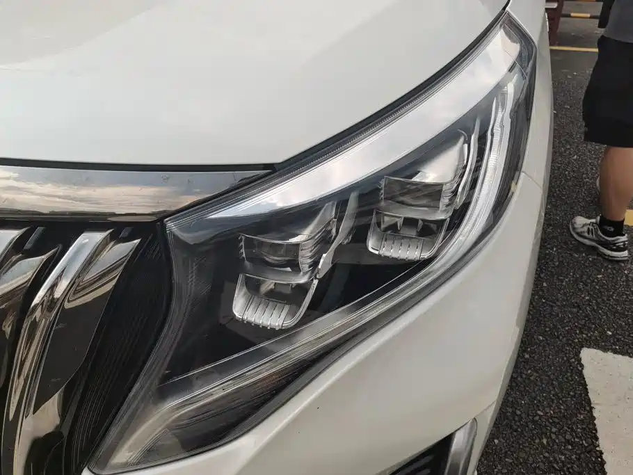 GAC Motor Trumpchi M8 — фото 5
