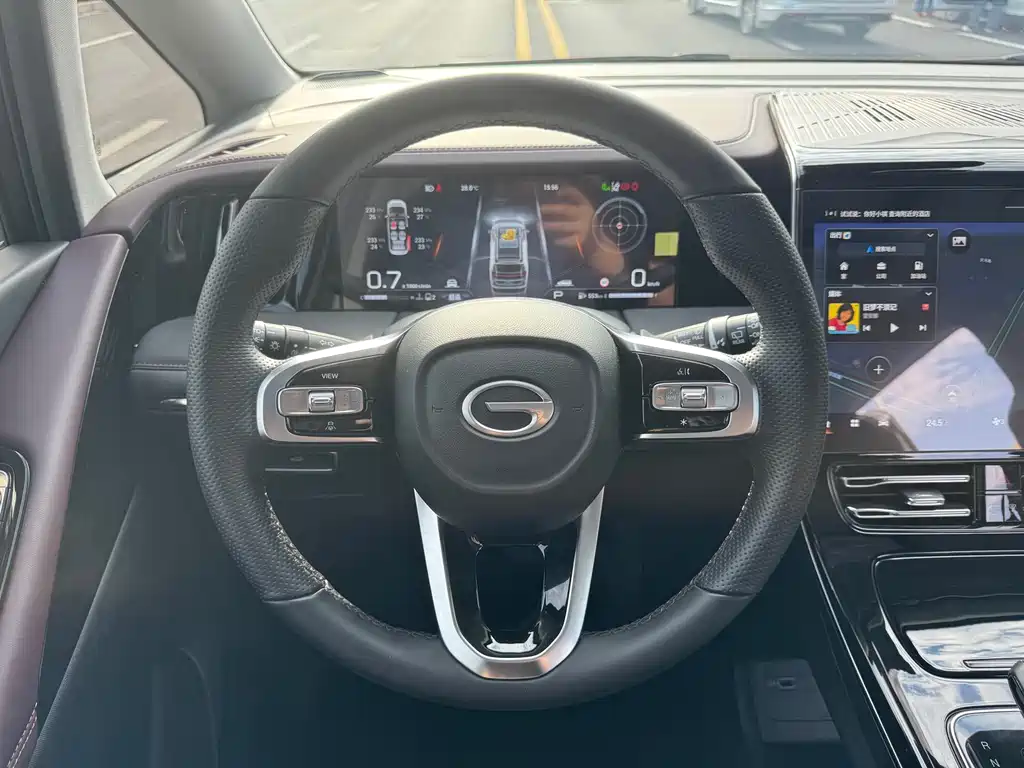 GAC Motor Trumpchi M8 — фото 14
