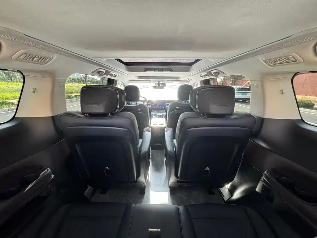 GAC Motor Trumpchi M8 — фото 22