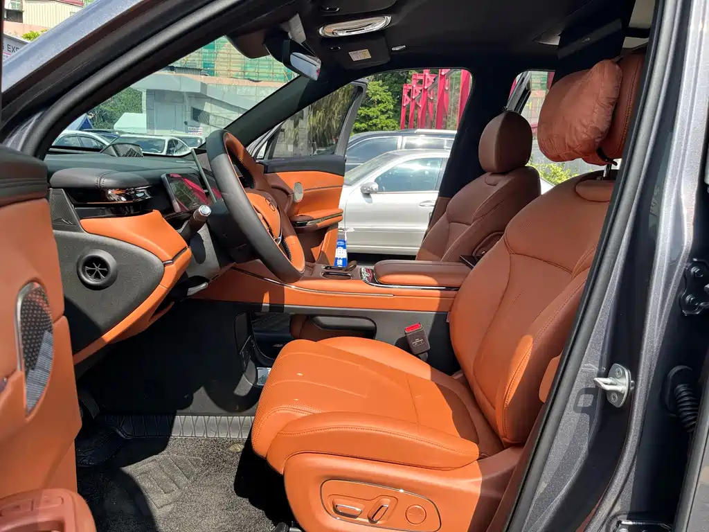 GAC Motor Trumpchi Xiangwang S7 — фото 10