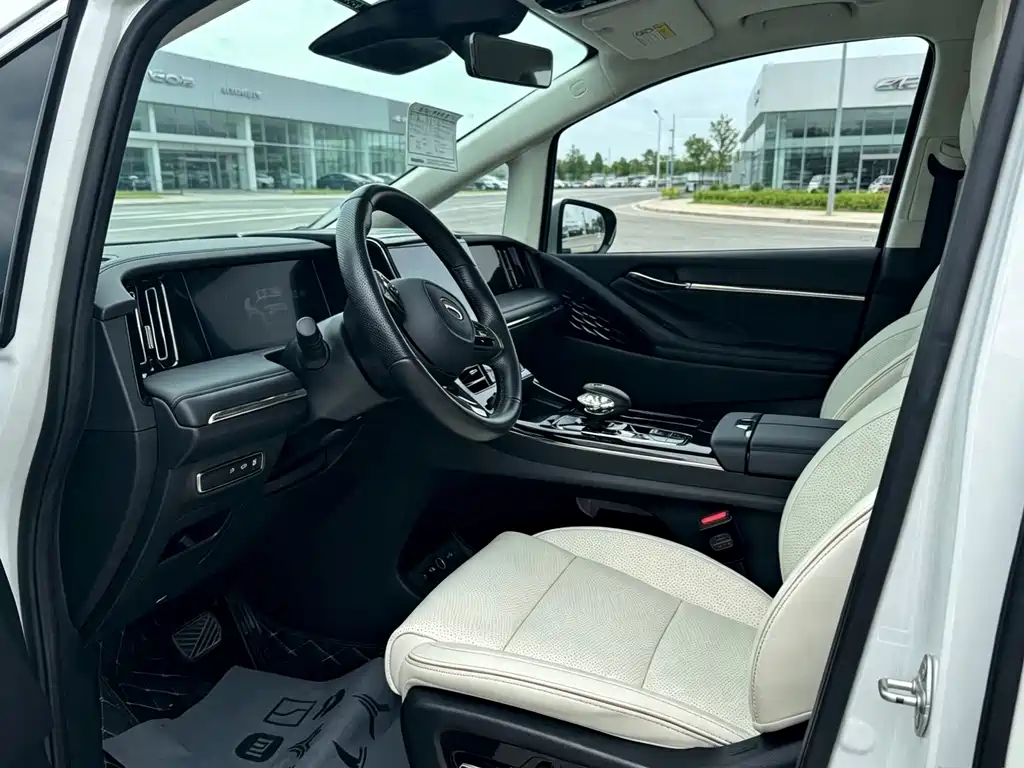 GAC Motor Trumpchi E9 — фото 2