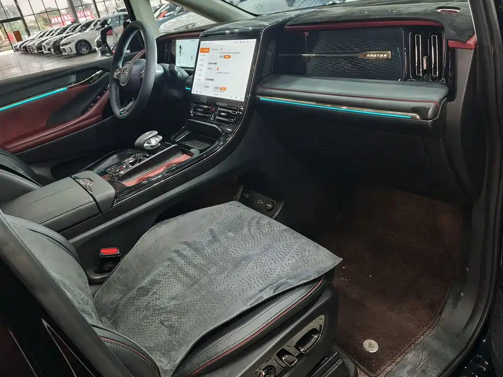 GAC Motor Trumpchi E9 — фото 15