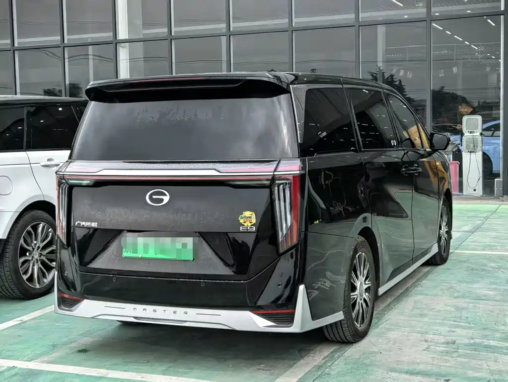 GAC Motor Trumpchi E9 — фото 16
