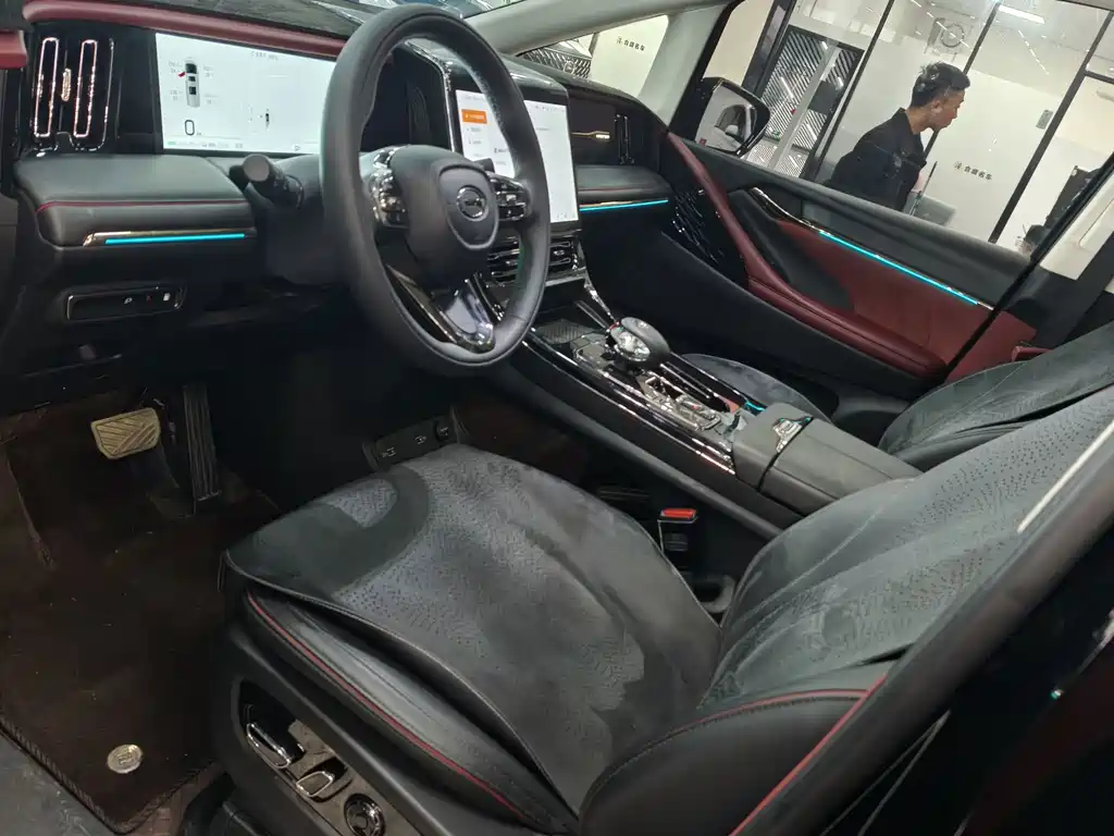 GAC Motor Trumpchi E9 — фото 7