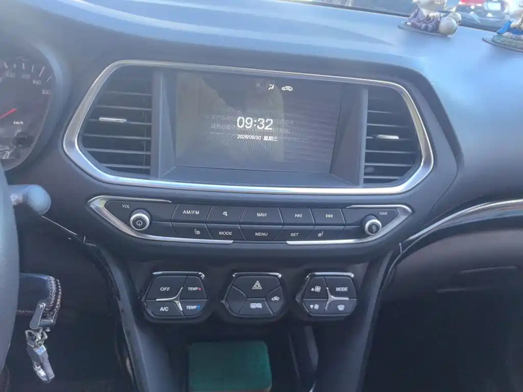 GAC Motor Trumpchi GS4 — фото 14