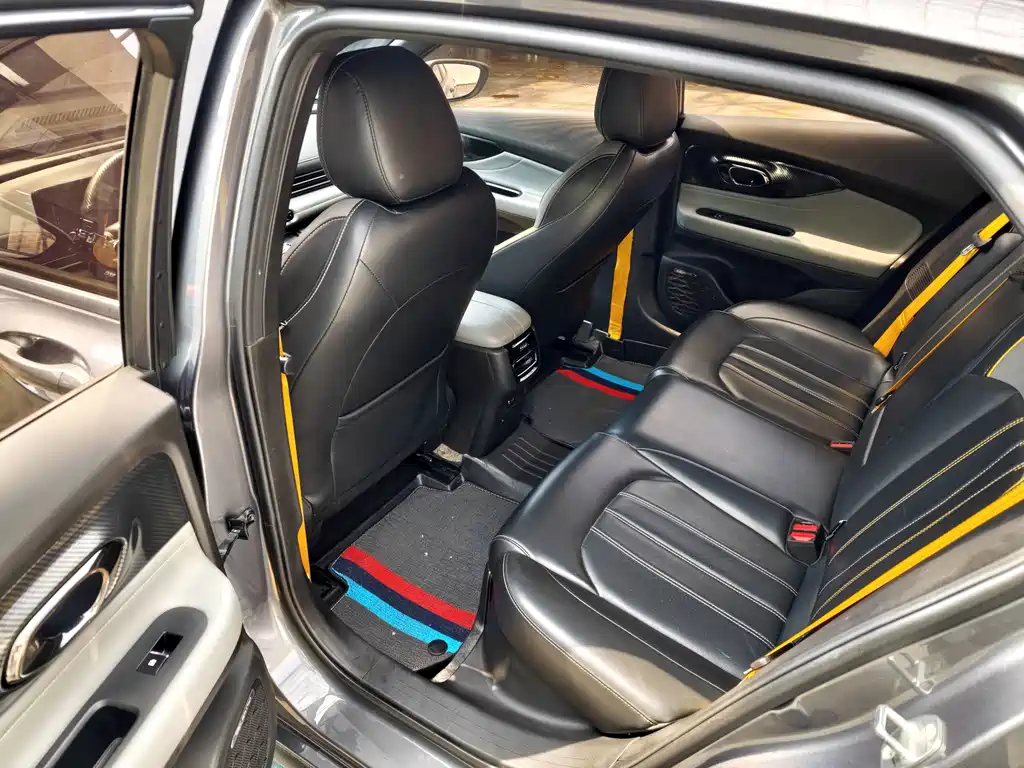 GAC Motor Shadow Leopard — фото 10