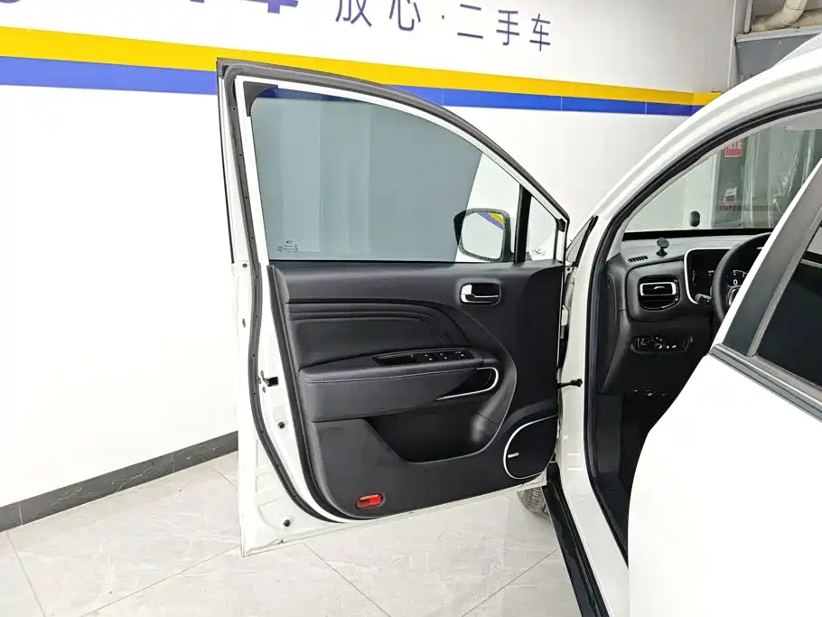 GAC Motor Trumpchi GS3 — фото 6