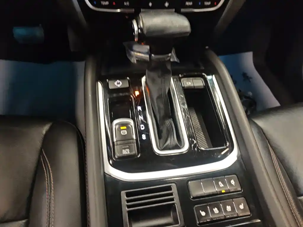GAC Motor Trumpchi GS8 — фото 14