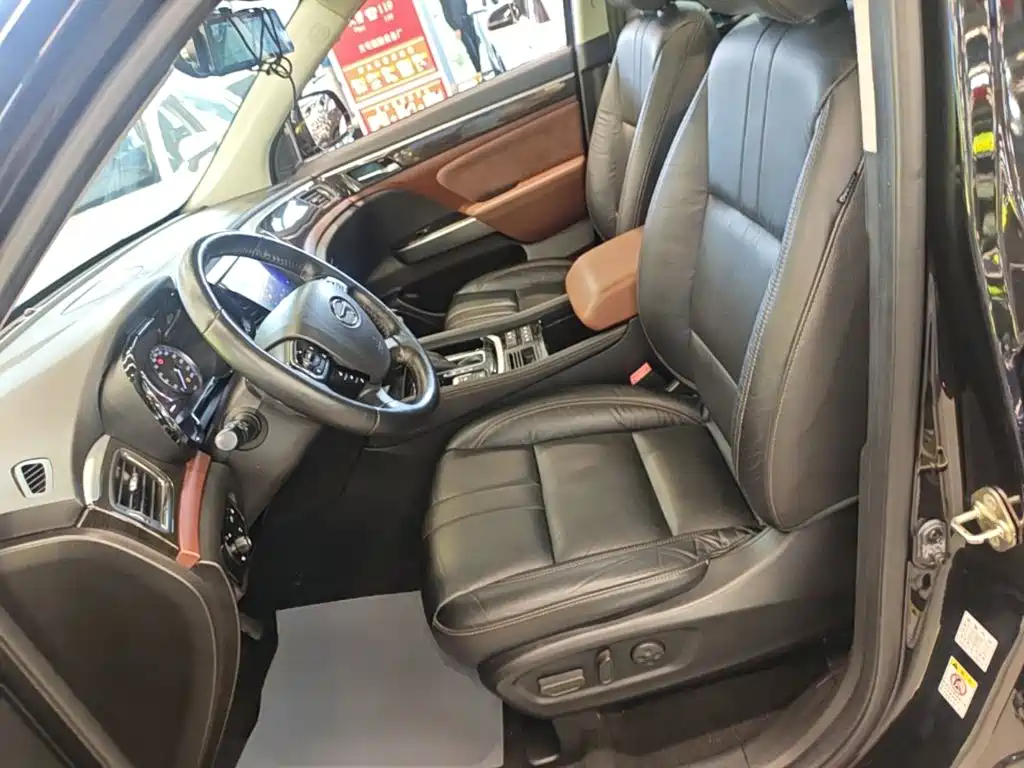 GAC Motor Trumpchi GS8 — фото 15