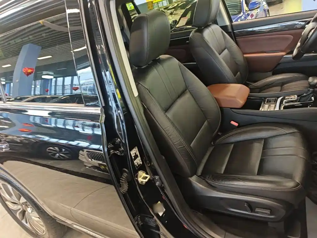 GAC Motor Trumpchi GS8 — фото 25