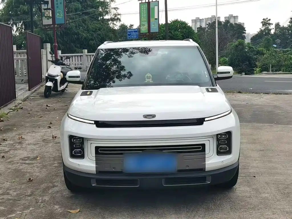 Geely Icon — фото 23