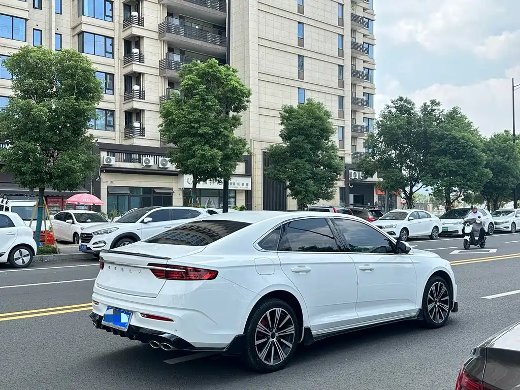 Geely Xingrui — фото 15