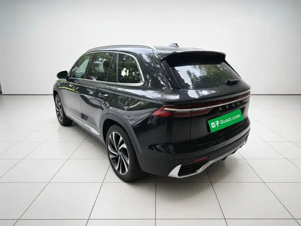 Geely Xingyue L — фото 24