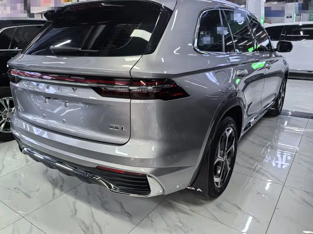 Geely Xingyue L — фото 6