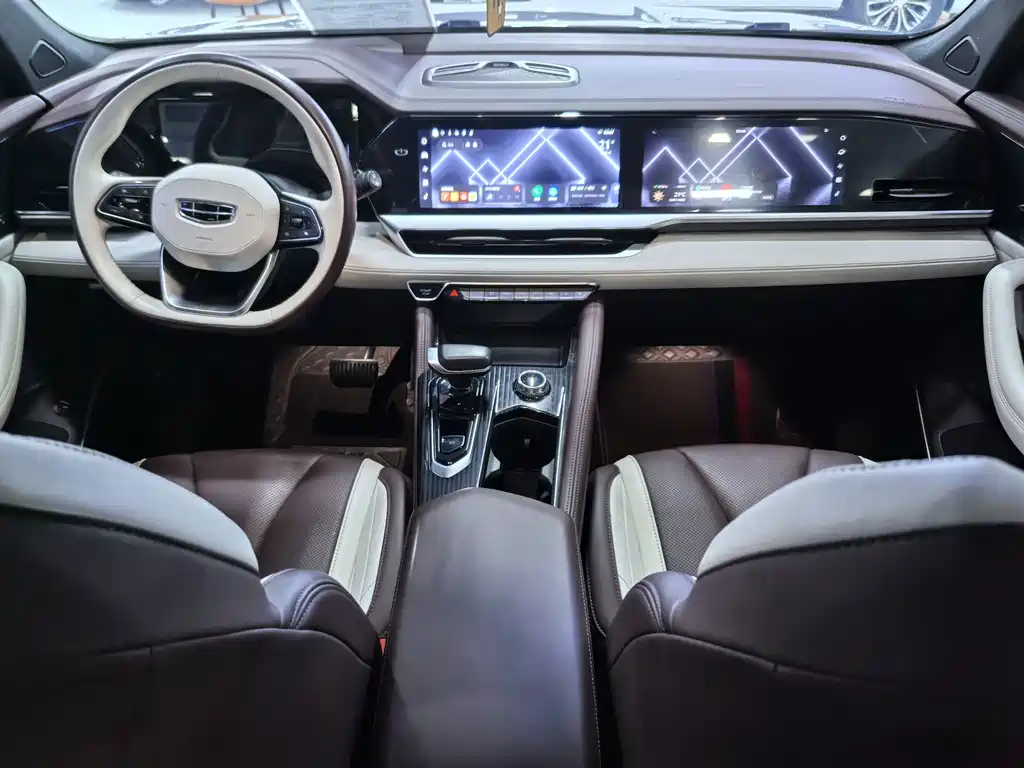 Geely Xingyue L — фото 10