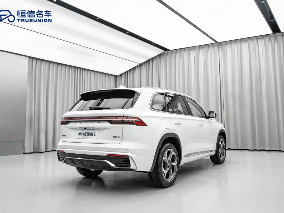 Geely Xingyue L — фото 5