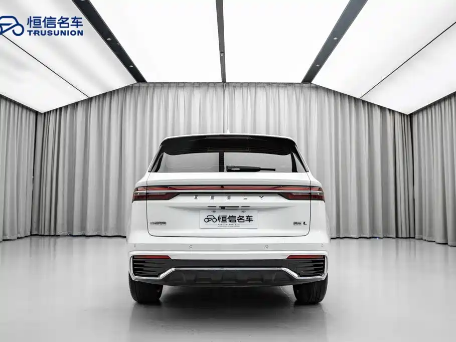 Geely Xingyue L — фото 6