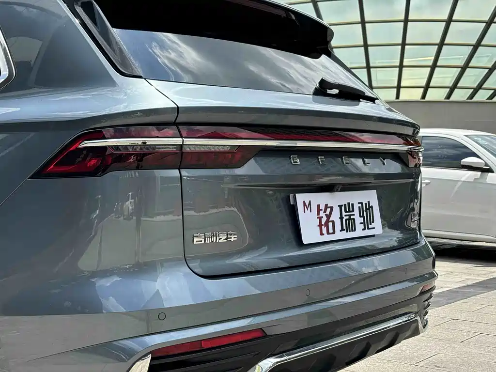 Geely Xingyue L — фото 32