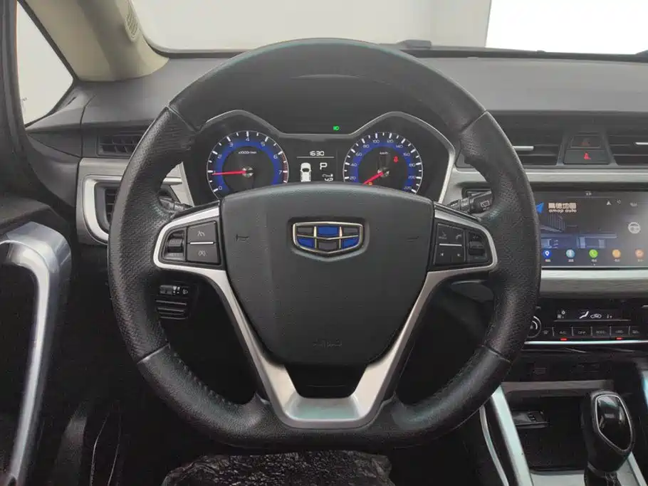 Geely Vision X3 — фото 15