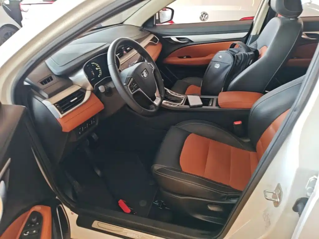 Geely Vision S1 — фото 15